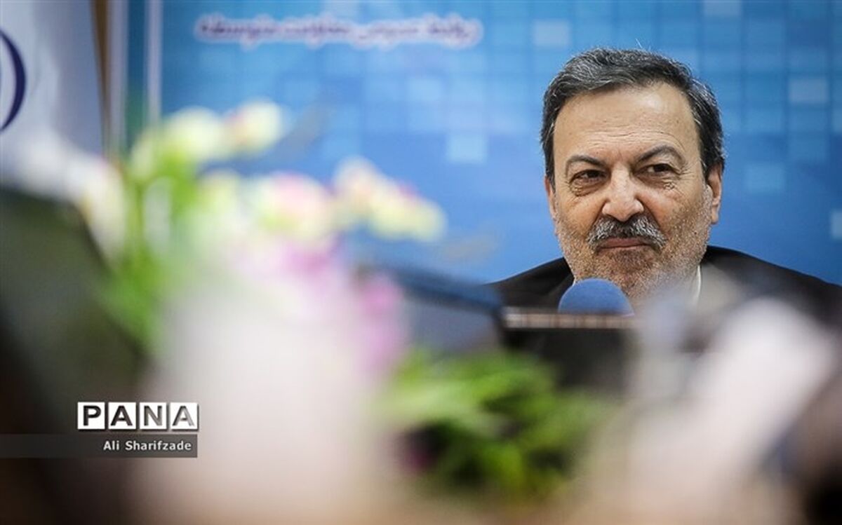 معاون آموزش متوسطه: به دنبال به رسمیت شناختن هوش‌های مختلف دانش‌آموزان هستیم