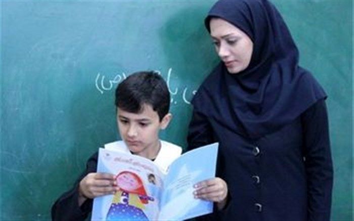 توسعه مراکز رفاهی و درمانی راهکاری برای نگهداشت معلم در خوزستان است