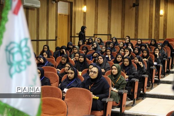 برگزاری نهمین دوره مجلس دانش آموزی استان فارس در شیراز