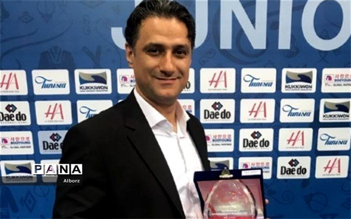 وحید عبداللهی بهترین مربی جهان شد