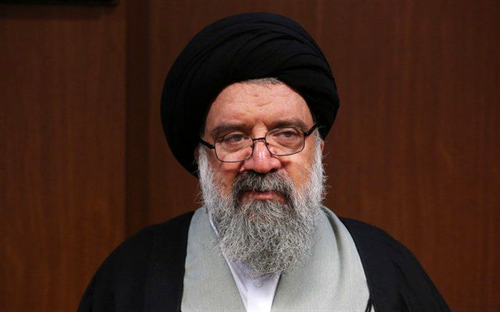 احمد خاتمی:  بنای عقب‌ نشینی از سوریه وجود ندارد