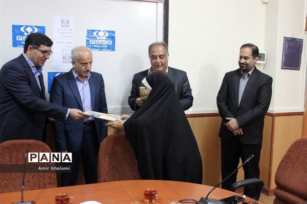 دیدار خبرنگاران پانا اسلامشهر با مدیر و شورای معاونین آموزش و پرورش