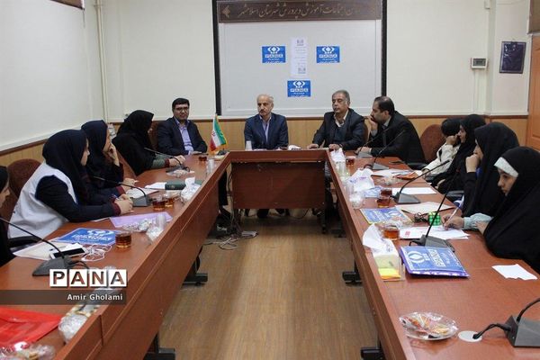 دیدار خبرنگاران پانا اسلامشهر با مدیر و شورای معاونین آموزش و پرورش