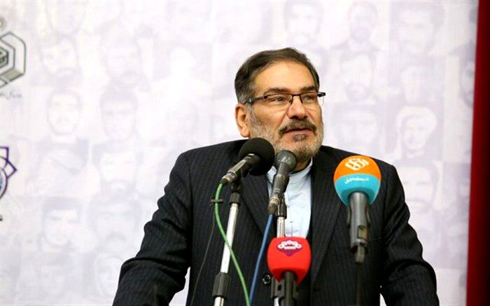 شمخانی: برخی کشورهای منطقه سرمایه‌های ملی خود را برای کشتار همسایگانشان به کار گرفته‌اند