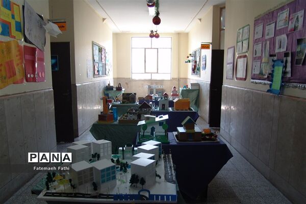 بازدید دانش آموزان پایه نهم از هنرستان بحرالعلوم چهاردانگه