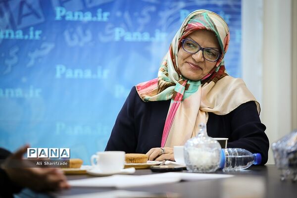 حضور ناهید خداکرمی  عضو شورای شهر تهران در خبرگزاری پانا