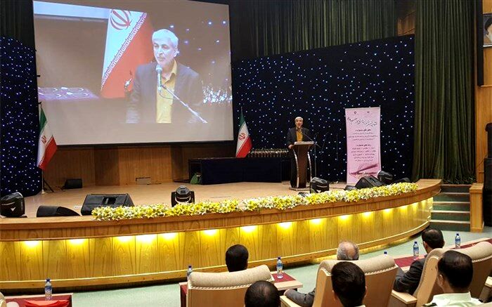 دبیر شورای هماهنگی مبارزه با مواد مخدر خوزستان:  استان  خوزستان رتبه برتر در حوزه پیشگیری از آسیب های اجتماعی دانش آموزی را دارد