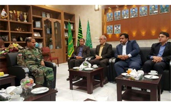 دیدار مدیرکل آموزش و پرورش با فرماندهان ارتش و سپاه خراسان رضوی