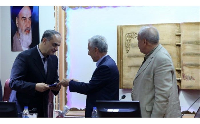 وزارت علوم بر اساس نیازهای جامعه روی تحقیقات و فناوری متمرکز می شود