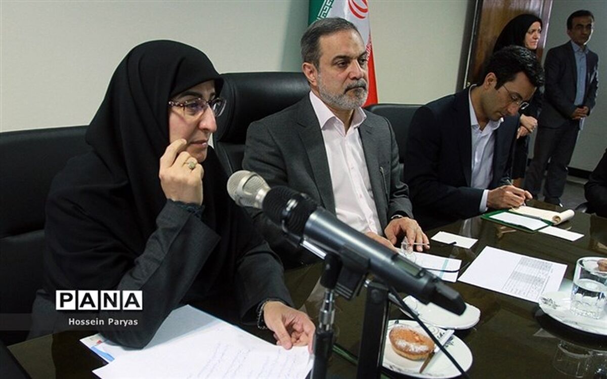 معاون ابتدایی آموزش و پرورش: احترام به معلمان رکن اساسی برنامه‌های حوزه آموزش ابتدایی است
