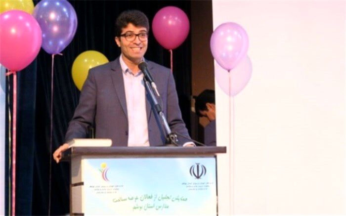 دانش آموزان تحت پوشش  طرح سفیران سلامت قرار می گیرند
