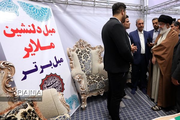بازدید رهبر انقلاب از نمایشگاه کالای ایرانی