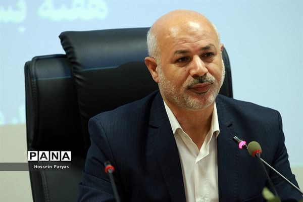 نشست خبری رئیس سازمان بسیج فرهنگیان به مناسبت هفته بزرگداشت مقام معلم و هفته بسیج فرهنگیان