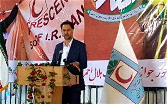 ۱۱۰ مدرسه در قم در طرح دادرس و دانش آموز آماده در سختی شرکت دارند/ در بحران ها فقط تماشاچی نباشیم