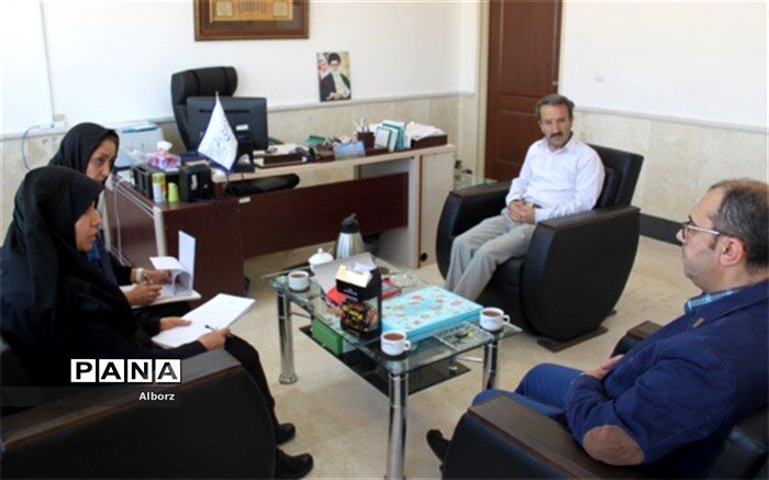نشست مشترک مشاور استاندار، مدیرکل امور اتباع و مهاجرین خارجی استانداری البرز و نماینده کمیساریای عالی سازمان ملل در امور پناهندگان