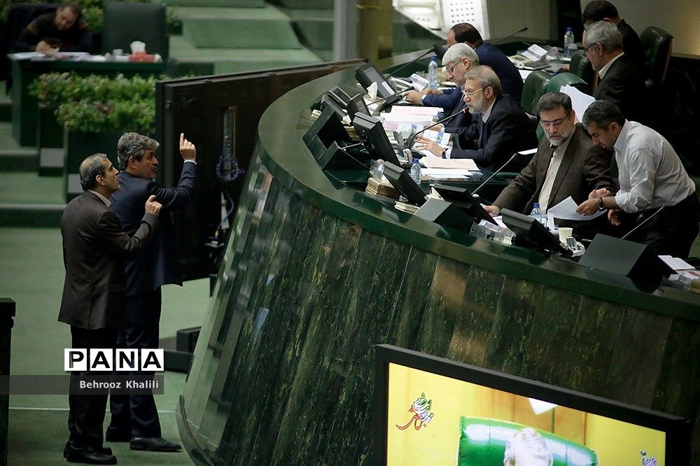 رای نیاوردن تشکیل وزارت گردشگری به دلیل برداشت لاریجانی از برنامه ششم