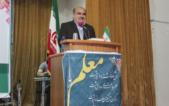 انتقال فرهنگ و اتصال نسل دیروز به نسل امروز از مهم‌ترین مأموریت‌های آموزش و پرورش است