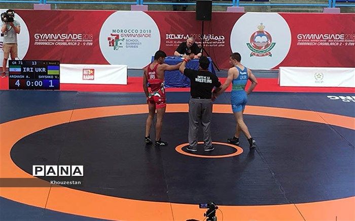 دانش آموزان خوزستانی بر بام کشتی فرنگی دانش آموزی جهان