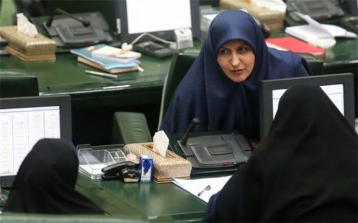 تقدیم درخواست کتبی فراکسیون بانوان برای بازدید از بند زنان زندان اوین به اژه‌ای