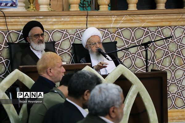 ترتیل خوانی در حرم مطهر حضرت معصومه (س)