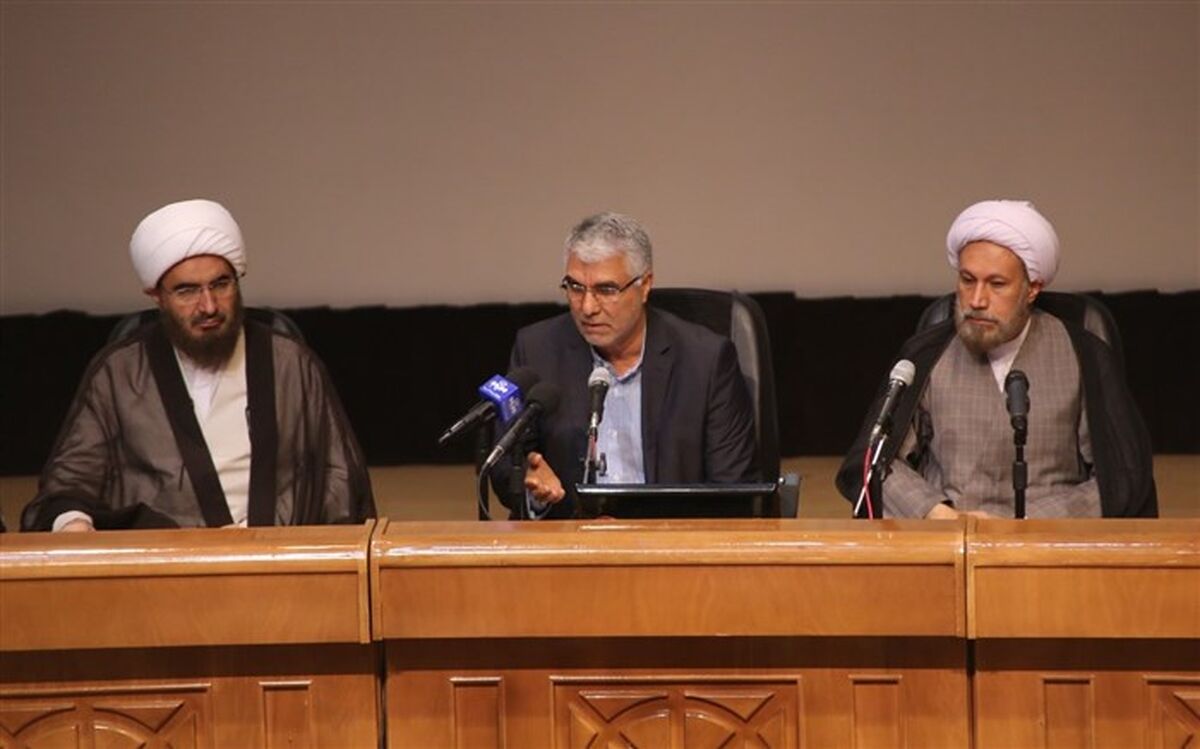 استاندار فارس: نقش و جایگاه برجسته نماینده ولی فقیه و امام جمعه در ایجاد وحدت، انسجام و هم افزایی جامعه انکار ناپذیر است