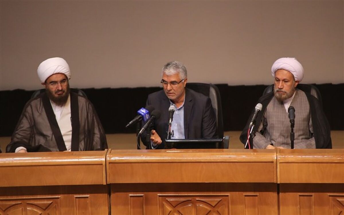 استاندار فارس: نقش و جایگاه برجسته نماینده ولی فقیه و امام جمعه در ایجاد وحدت، انسجام و هم افزایی جامعه انکار ناپذیر است