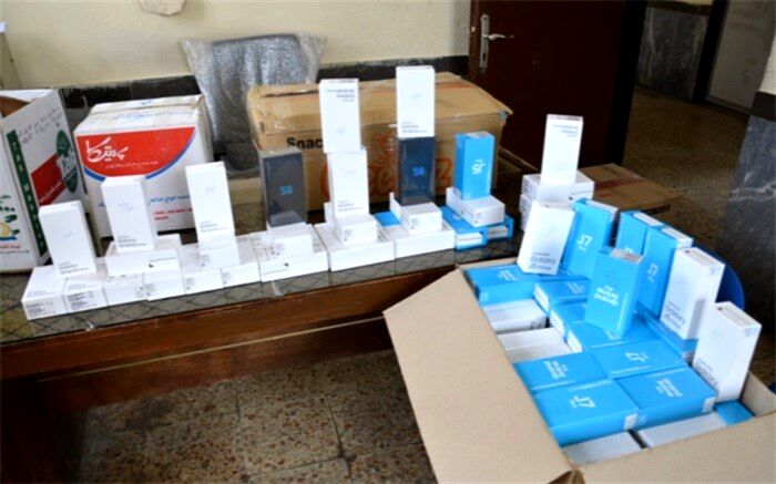 صدور حکم ۴.۴ میلیاردی برای قاچاقچی گوشی تلفن در آذربایجان غربی