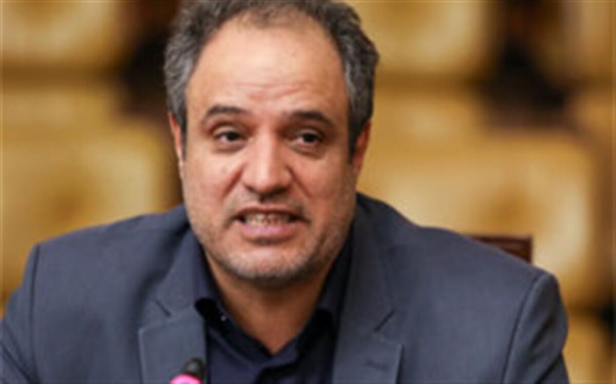 وحدت و همدلی مردم و مسئولان تحریم‌ ها را بی اثر می‌سازد