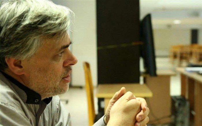 محمد مهاجری: خروج امریکا از برجام شکست دولت نیست/ وقایع دی ماه ٩٦ به‌شدت مشکوک بود