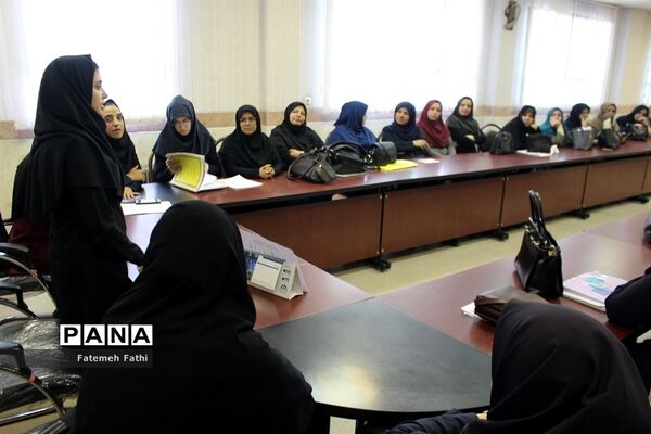 برگزاری کارگاه آموزشی و غربالگری بانوان چهاردانگه