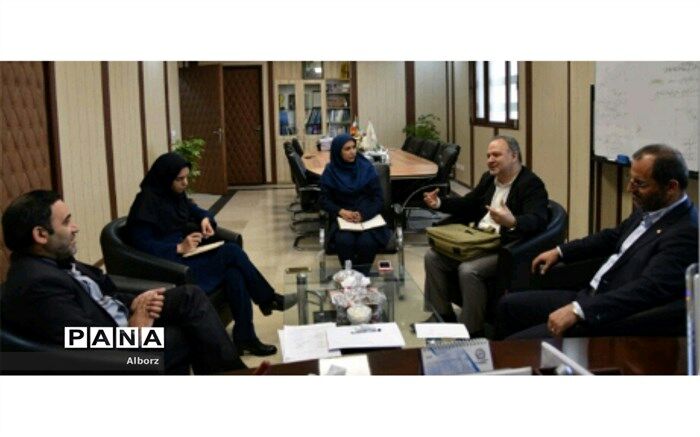 انعقاد تفاهمنامه جذب سرمایه گذار بخش خارجی در ساوجبلاغ