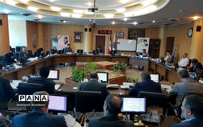 رئیس شورای شهر کرج خبر داد: اعلام نتیجه استعلام تنها نامزد تصدی سمت شهردار در جلسه غیرعلنی