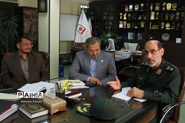 نشست تخصصی اردوهای دانش آموزی راهیان نور