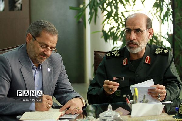 نشست تخصصی اردوهای دانش آموزی راهیان نور