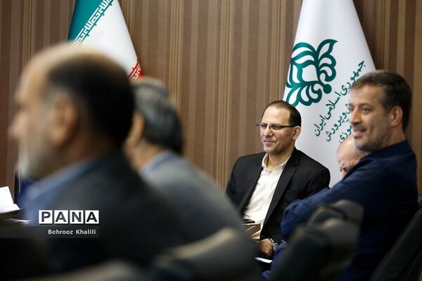 نخستین نشست مشورتی سازمان دانش آموزی