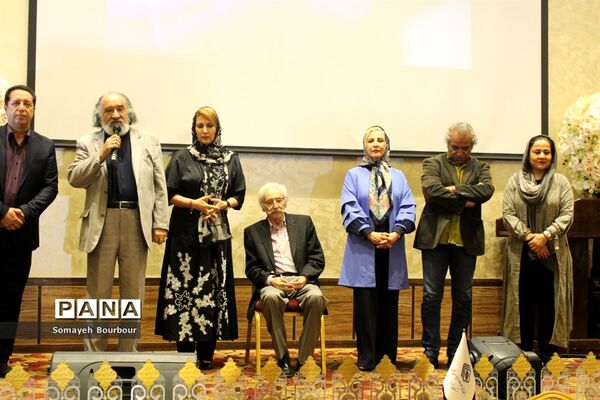 شانزدهمین همایش تجلیل از خانواده های اهداکننده عضو در استان البرز