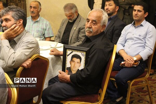 شانزدهمین همایش تجلیل از خانواده های اهداکننده عضو در استان البرز