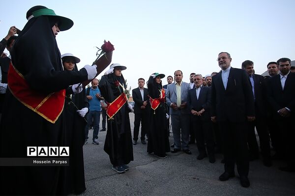 افطار دانش‌آموزی وزیر آموزش و پرورش