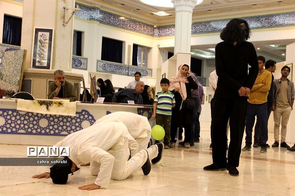 نمایش  انسان و شیطان در نمایشگاه بین المللی قرآن کریم