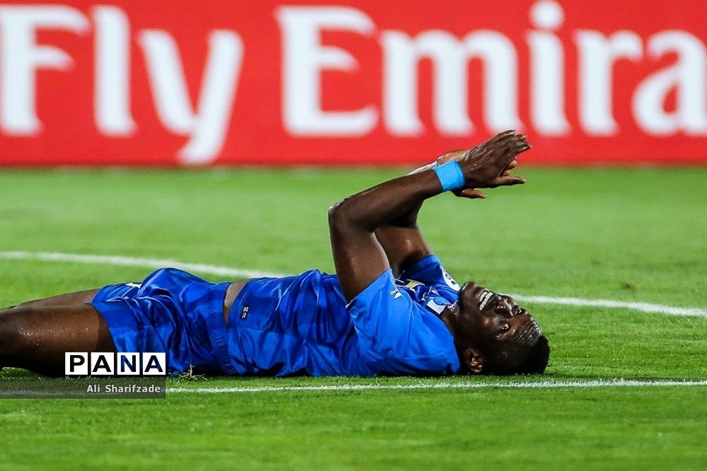 خبر جدایی مامه تیام از استقلال تکذیب شد