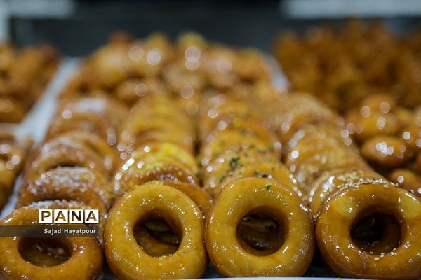 پخت زولبیا و بامیه در ماه رمضان