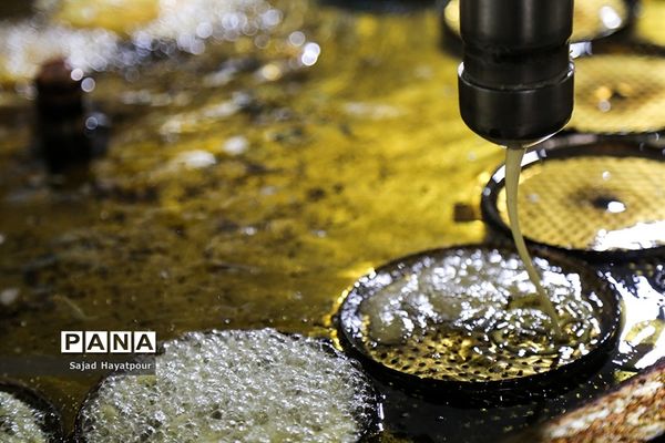 پخت زولبیا و بامیه در ماه رمضان