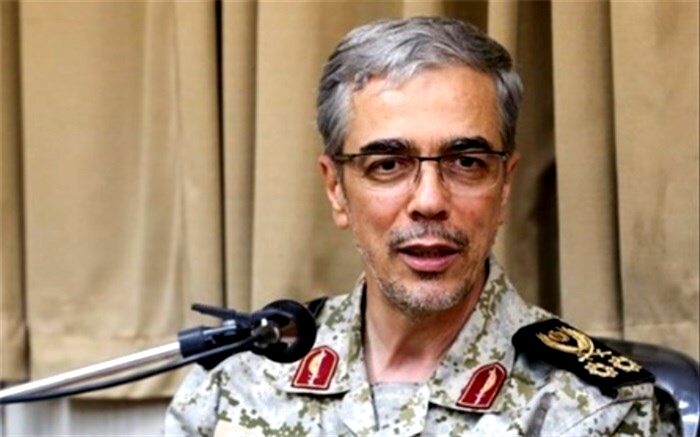 سرلشکر باقری: تنها قدرتی که می‌تواند ایران را از پیچ تاریخ عبور دهد قدرت ملت است