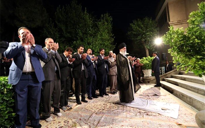 دیدار شاعران و استادان زبان و ادب پارسی با رهبر معظم انقلاب