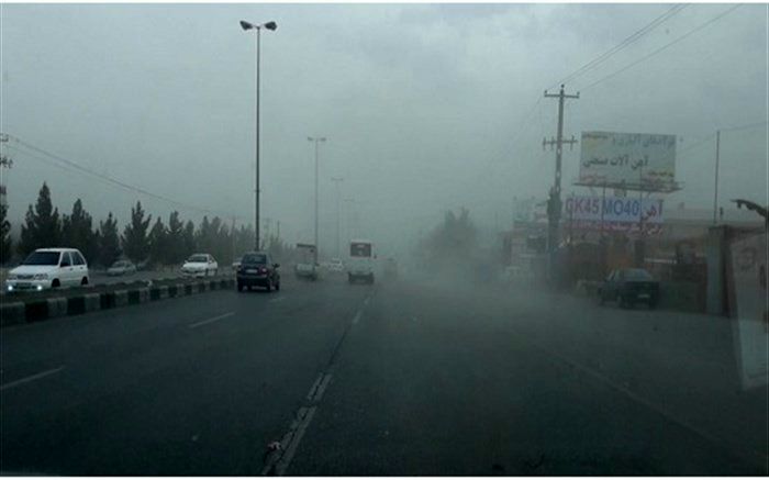 طوفان گرد و غبار مشهد را درنوردید