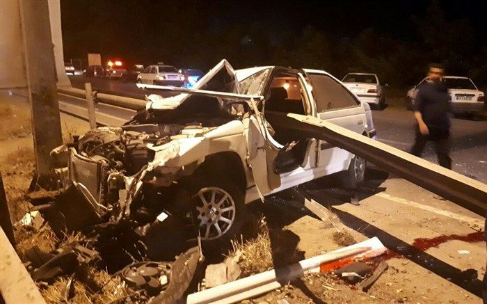 فوت راننده پراید به‌علت توقف غیرایمن در حاشیه بزرگراه