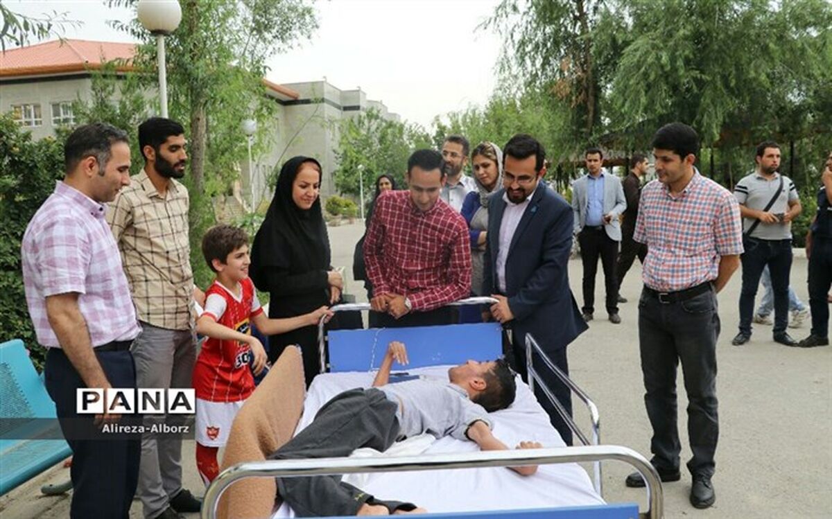 ورزشکاران پیشگام در امور خیریه