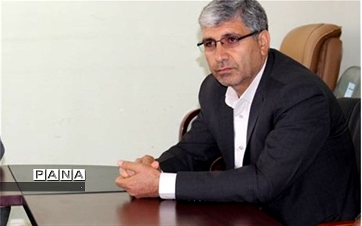 مدیر سازمان دانش آموزی کهگیلویه و بویراحمد از فرهنگیان و دانش آموزان برای حضور پرشور در مراسم ارتحال امام خمینی (ره) دعوت کرد