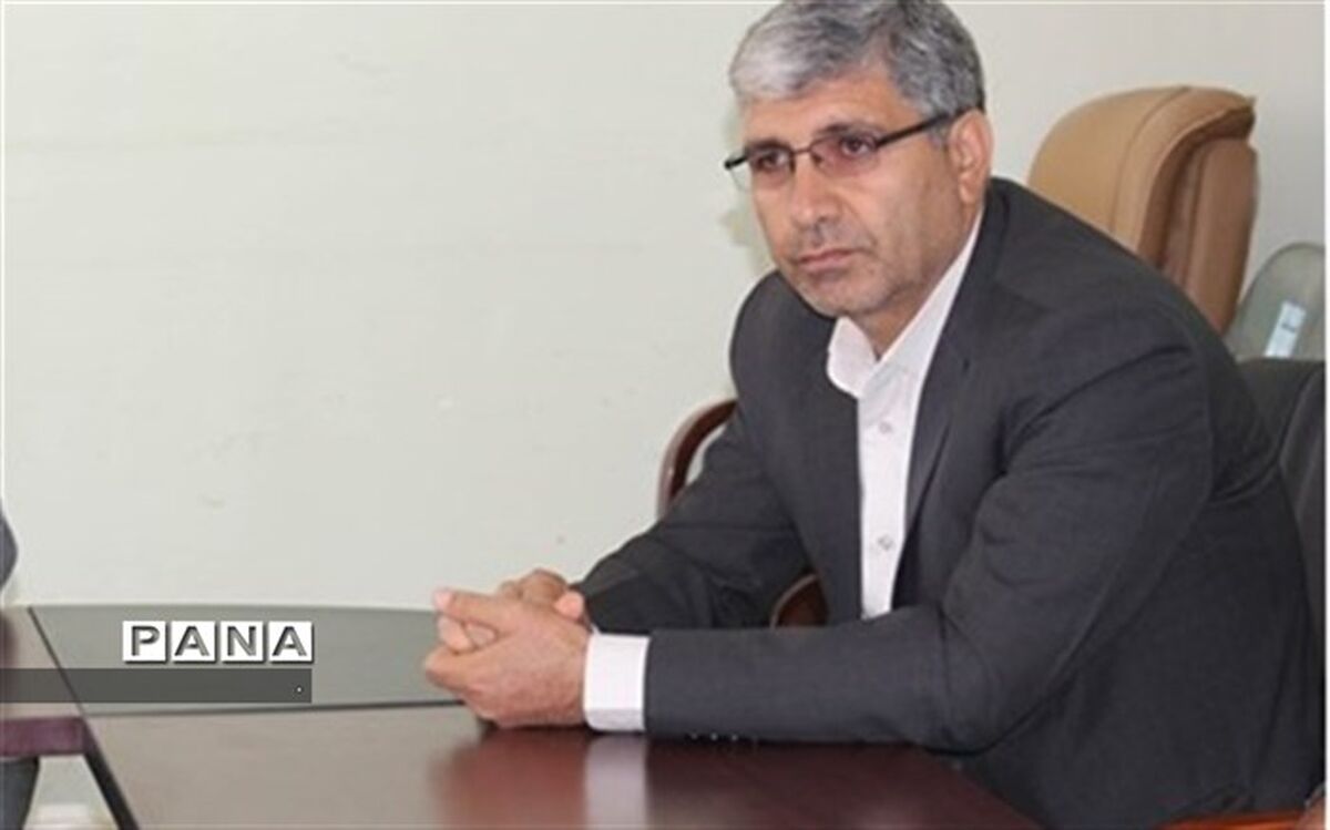مدیر سازمان دانش آموزی کهگیلویه و بویراحمد از فرهنگیان و دانش آموزان برای حضور پرشور در مراسم ارتحال امام خمینی (ره) دعوت کرد