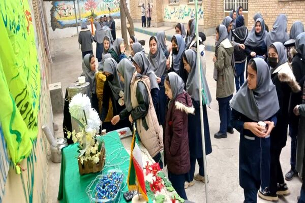 جشن عید مبعث در مدرسه فدک فاروج